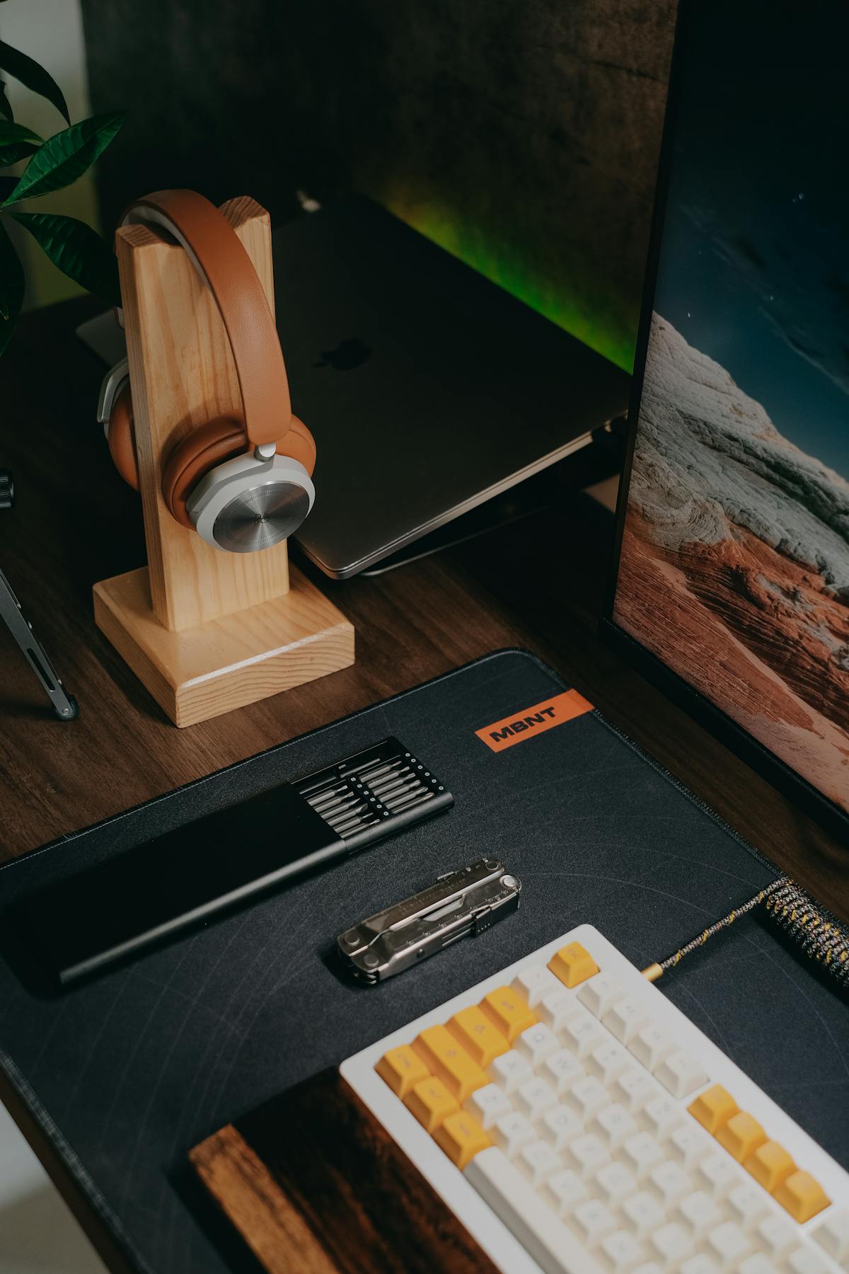 Computer accessories